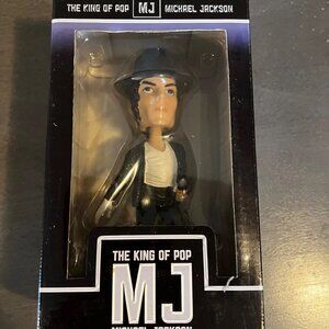 Michael Jackson "THE KING OF POP" Bobblehead by Bravado